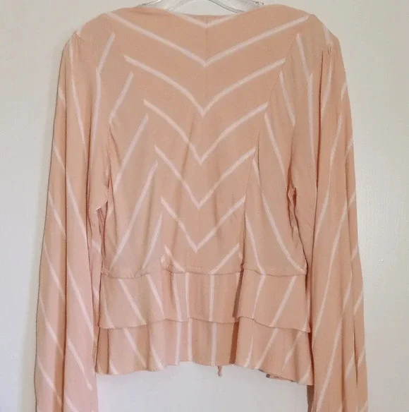 Free People long sleeve vneck button down ruffle peplum top with Chevron pattern - Picture 5 of 6